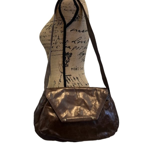 Hobo International Leona Brown Leather Shoulder Bag